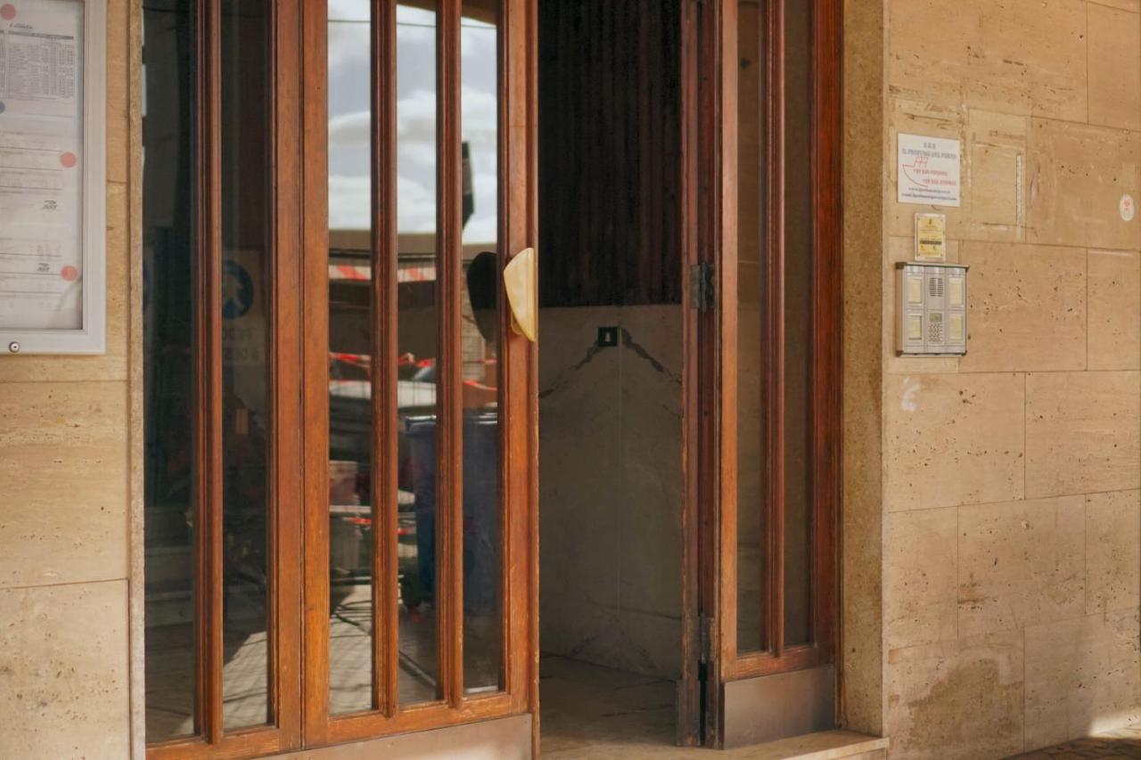 B&B Il Profumo Del Porto Trapani Luaran gambar