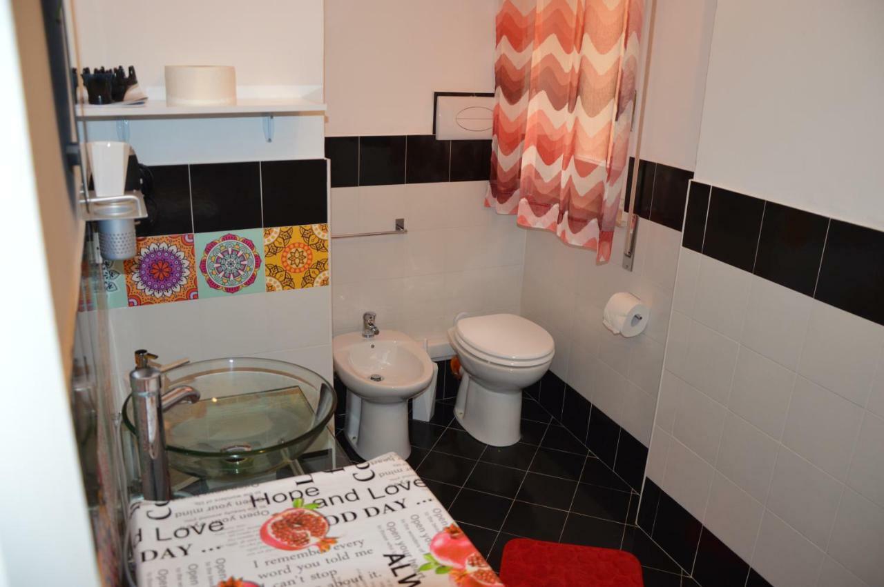 B&B Il Profumo Del Porto Trapani Luaran gambar