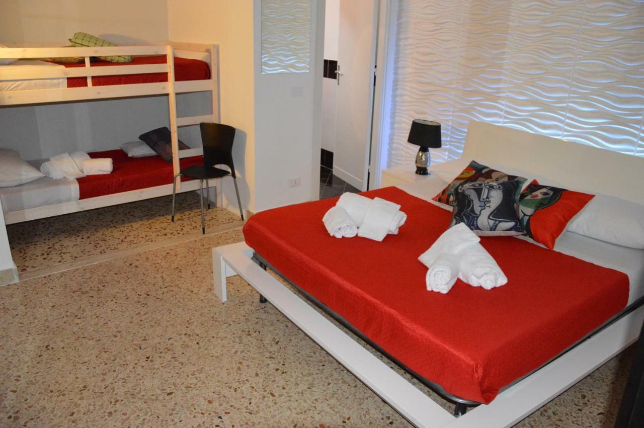 B&B Il Profumo Del Porto Trapani Luaran gambar