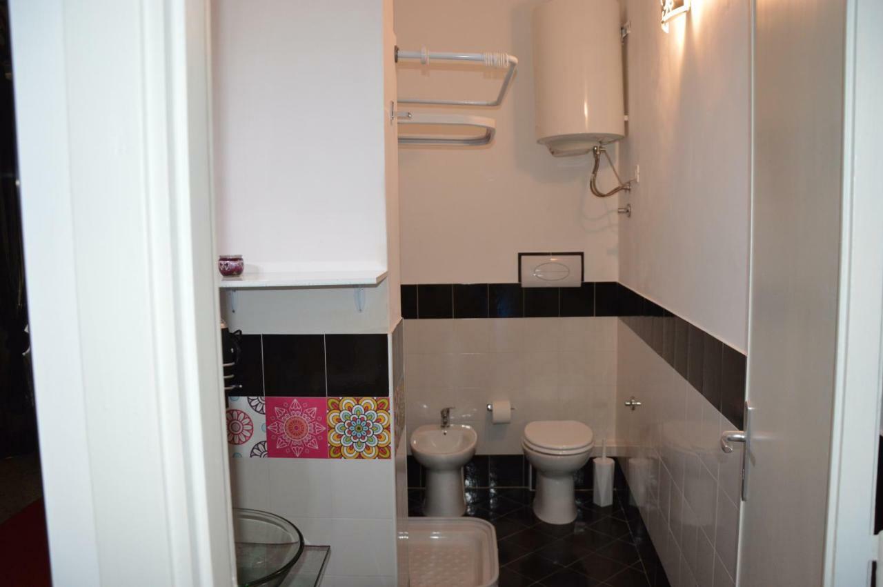 B&B Il Profumo Del Porto Trapani Luaran gambar