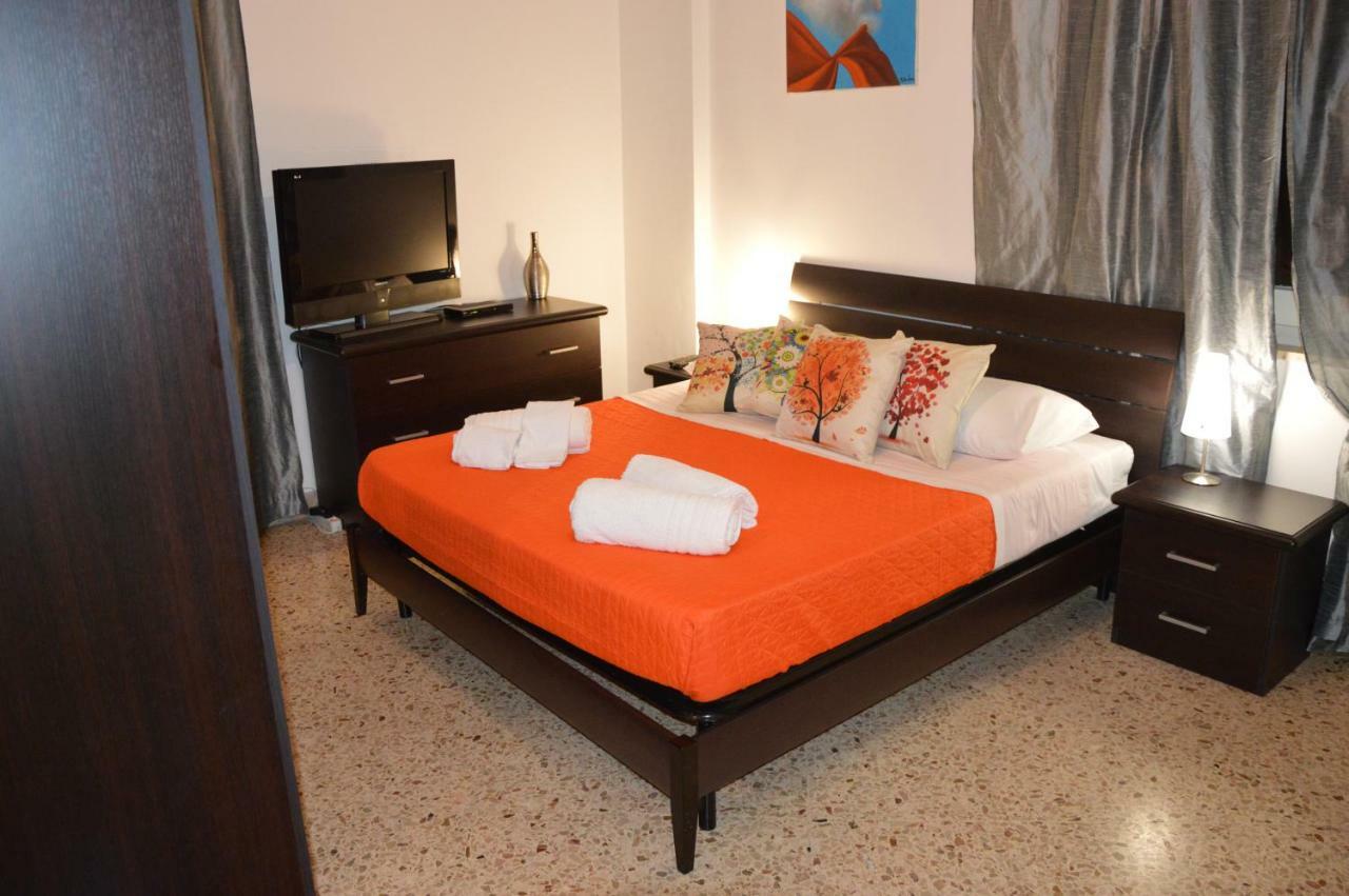 B&B Il Profumo Del Porto Trapani Luaran gambar