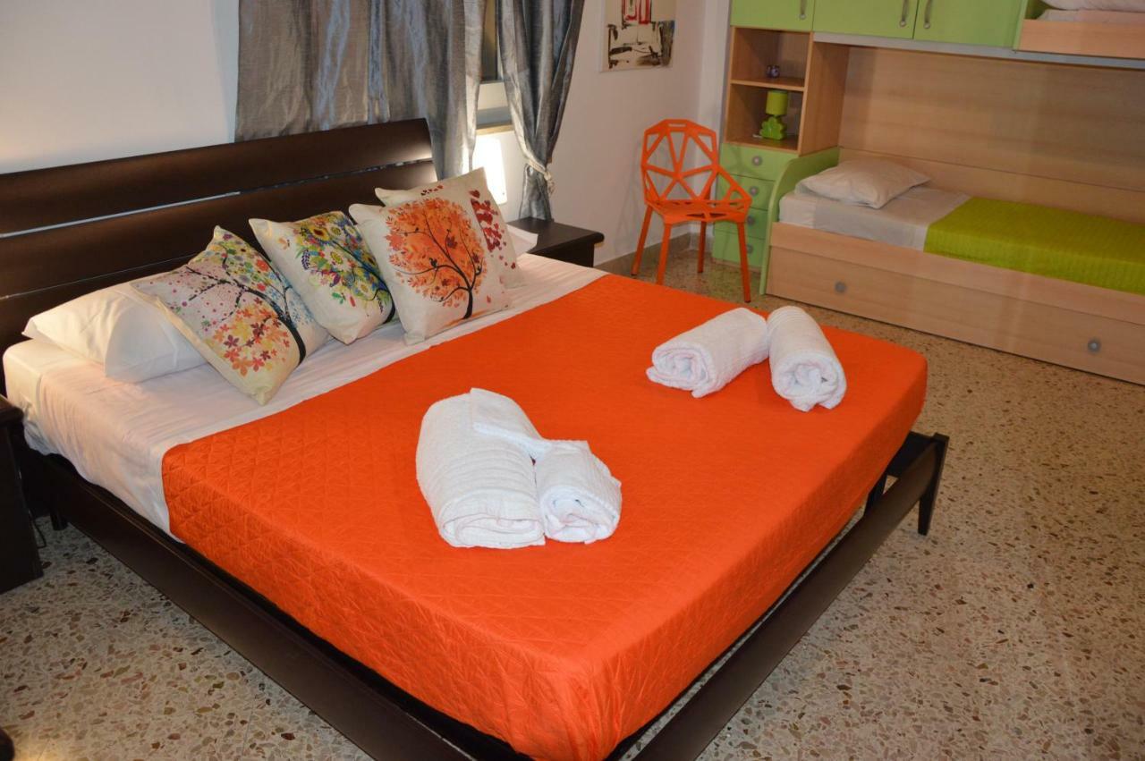 B&B Il Profumo Del Porto Trapani Luaran gambar