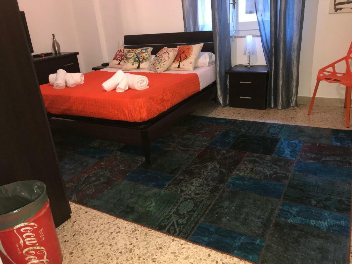 B&B Il Profumo Del Porto Trapani Luaran gambar
